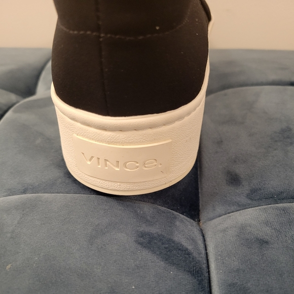 Brand New - Vince Women's Warren Shoe, Black - Picture 3 of 8